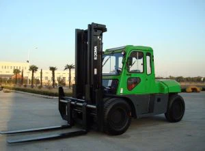 Fforch godi Diesel FD80T, 8T Gyda Thriniwr Teiars
