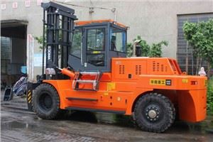 Tsieina Forklift 28 Ton Diesel Forklift A Container Forklift Ar gyfer Sale