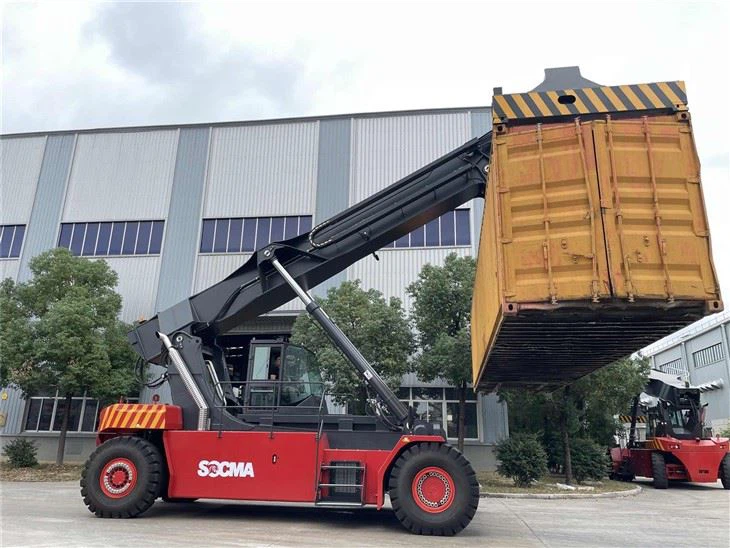 HNRS1009 Truck Container Forklift 45 Ton Reach Stacker For Container Handling